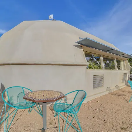 Geo Dome W/ Trail Access & Views *